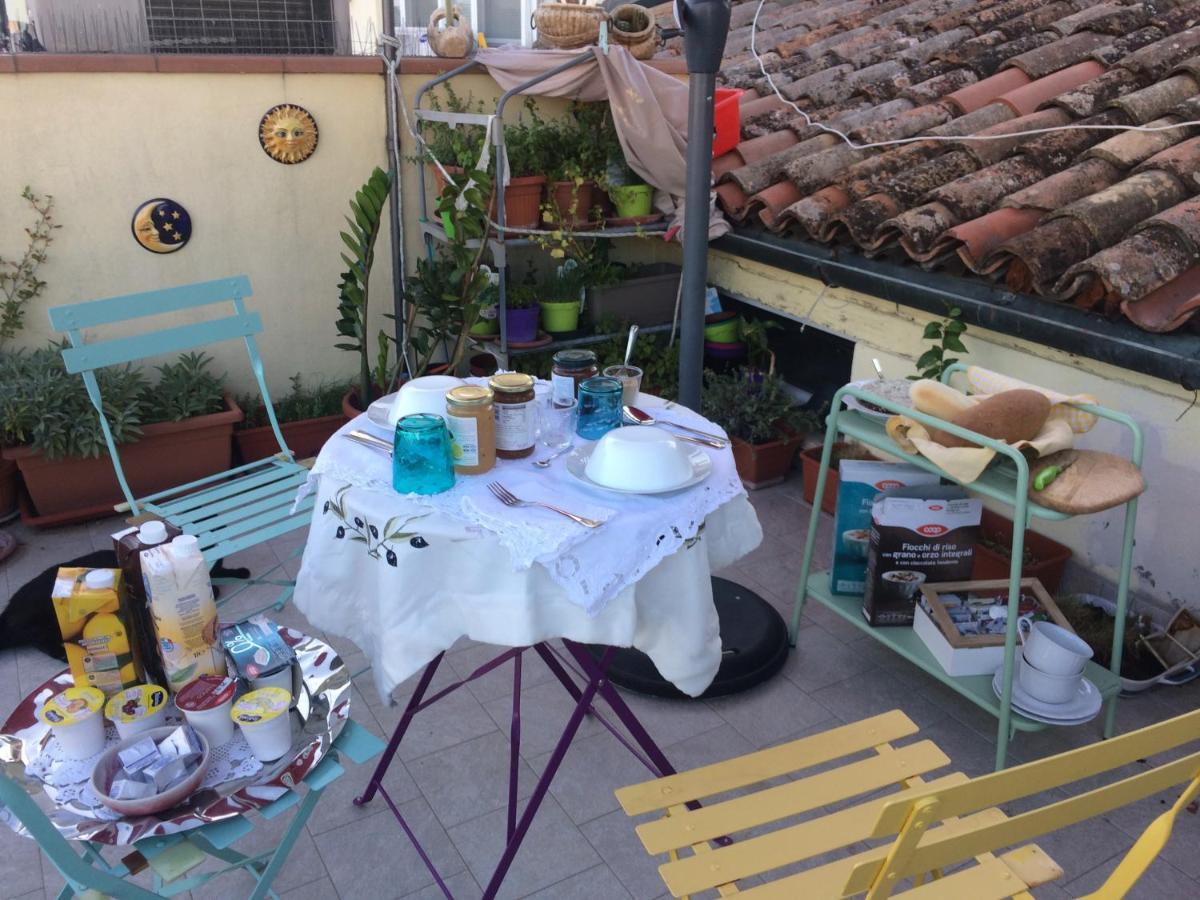 Da Coco E Mini,L'Angolo Per Ceramiste In Viaggio - 法恩莎 外观 照片